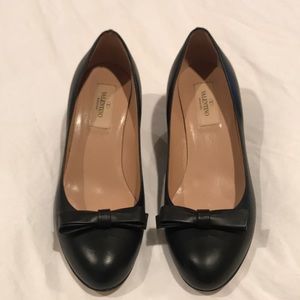 Authentic Valentino black heels